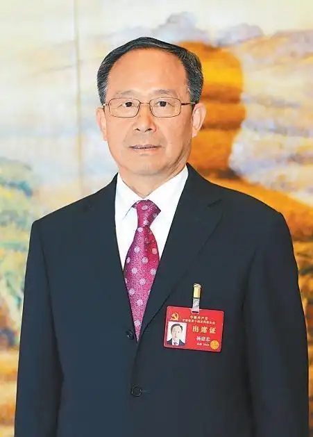 杨建忠奋力谱写兰州新区高质量67发展新篇章