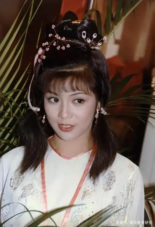 铁血丹心忆美人——翁美玲旧照欣赏