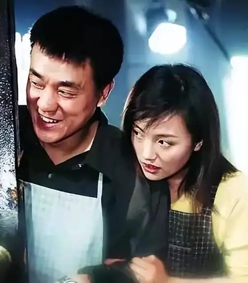 演员何冰结婚几十年0绯闻竟然是因为他的妻子