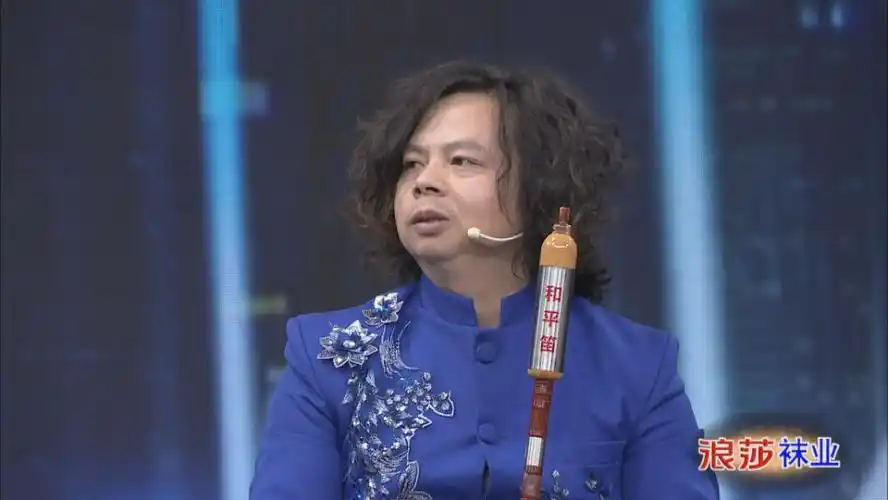 大王小王父母离婚三年她却一直无法释怀