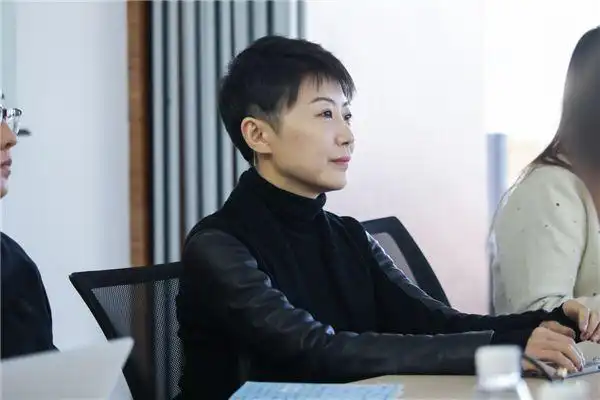 对于本次获奖,健康有益董事长李宇欣女士表示:"7年来,健康有益一直