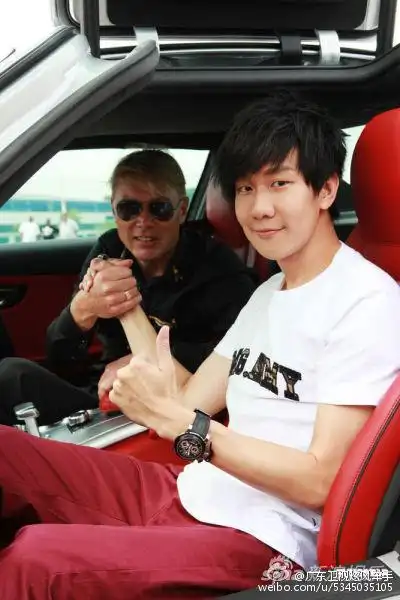 林俊杰钟汉良!看完今晚的节目,大家会知.