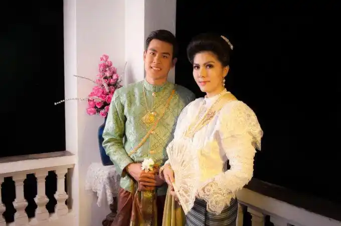 泰国王室妙手打造泰服"潮"文化,这几款美衣想穿吗