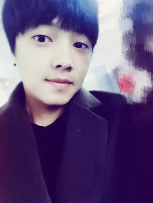 【帅男秀场】木子20岁天秤座玩