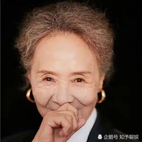 国民奶奶吴彦姝再就业模式让84岁的她越活越有少女心