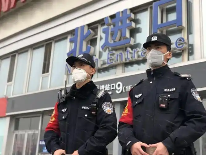 【战"疫"影像记录】"疫情不退,警察不退·风采杯"纪实摄影作品展播