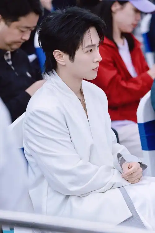 李汶翰游绍兴古城##李汶翰游鲁迅故里