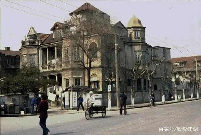 怀旧彩色老照片 80年代的上海城市影像