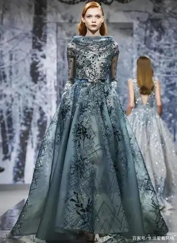 高贵奢华的珠绣礼服:高定不愧为高定,珠绣服装的华丽感不容小觑