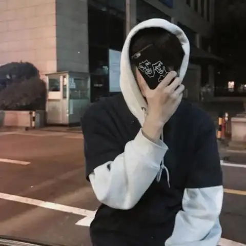 20222022快手头像男生社会人快手专用480清晰头像