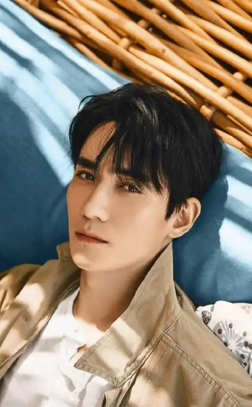 能量偶像人物志:温柔且坚定——朱一龙