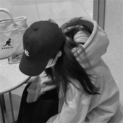 黑白个性头像女生气质高冷_女生头像_头像屋