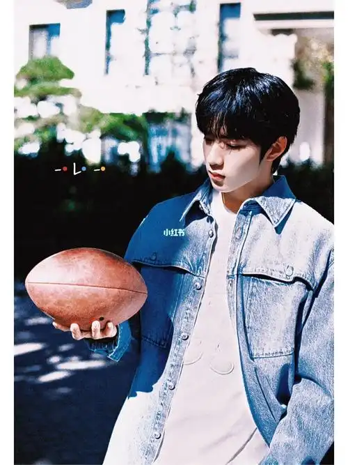 运动系小男友#刘耀文 #时代少年团刘耀文  #刘耀文壁纸  #tnt时代少年