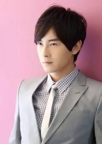 郑元畅出场bgm 现场上演《恶作剧之吻》经典台词