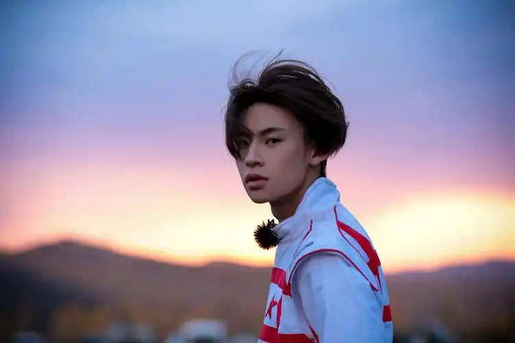 小鬼王琳凯安利楼随缘更新