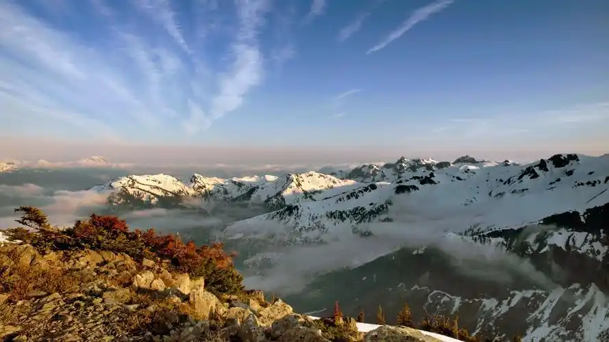 景观山云高清壁纸1440x900分辨率查看