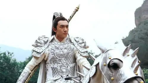 林更新的四部作品