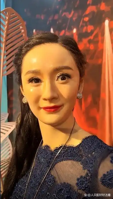 明星蜡像能有多丑?章子怡的大脑门,杨幂的大小眼,刘德华像大爷