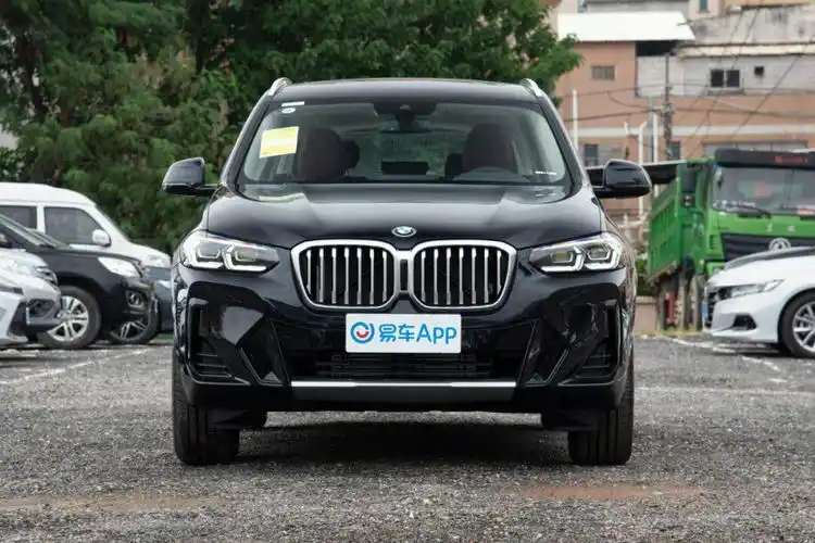 豪华中型suv宝马x3:时尚激情 强悍动力