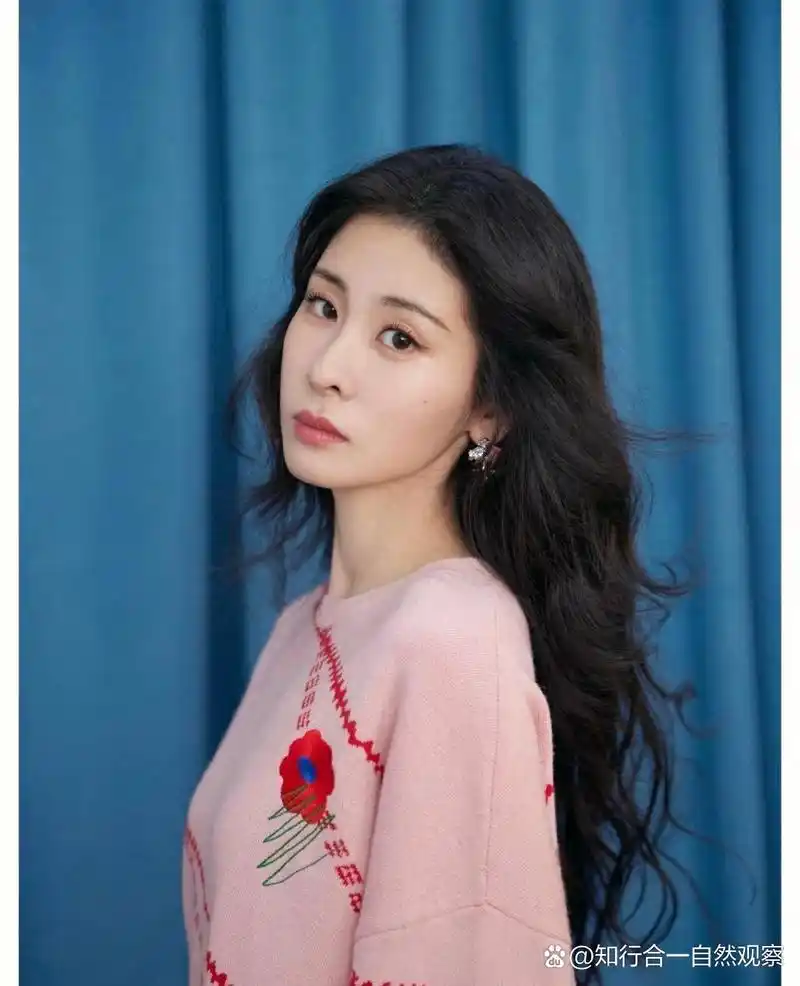 张碧晨:高级玩家 张碧晨是好声音项目合伙人,比起张靓颖,她更符合资方