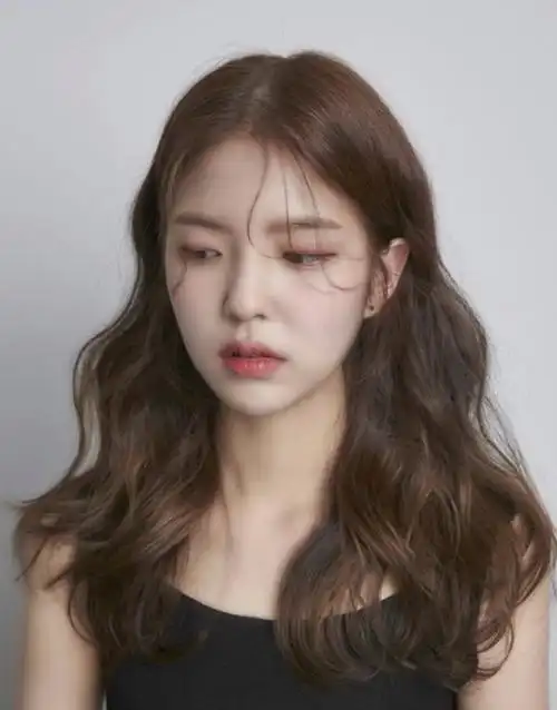 女生中长发烫发推荐拯救圆脸方脸肉肉脸