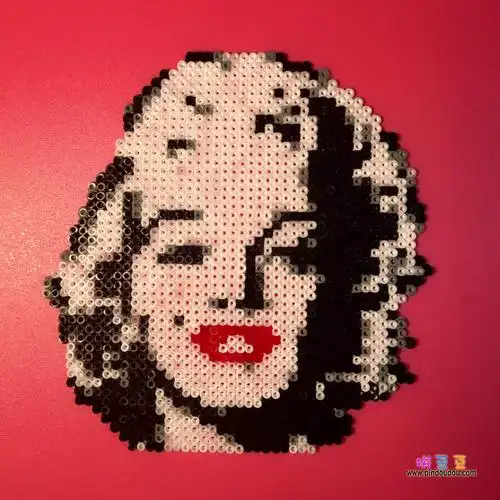 明星玛丽莲梦露拼豆