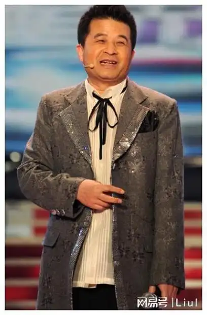 毕福剑近况曝光!没想到9年后,他会因女儿再站舆论顶峰!