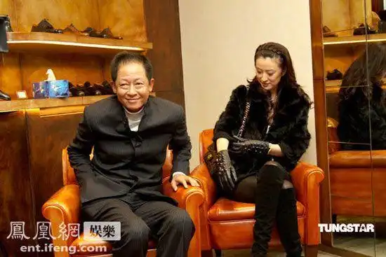 王志文与妻子陈坚红