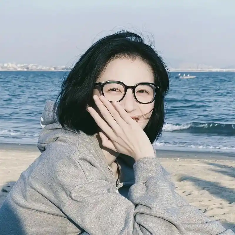 周雨彤 #头像  - 抖音