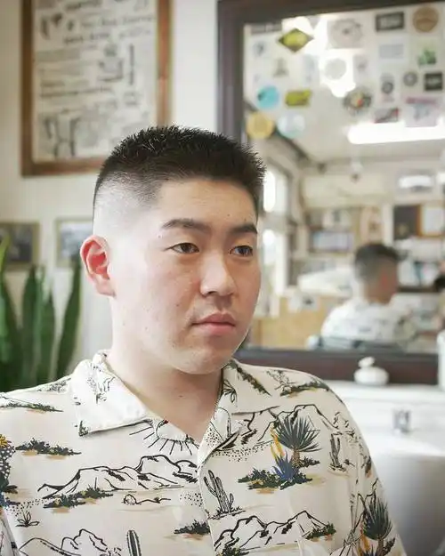 最帅气的4种男士发型,时尚有型不落伍,你最喜欢哪一种|短发|露额|飞机