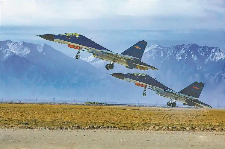 一组高清大图直击空军航空兵某旅空战对抗训练