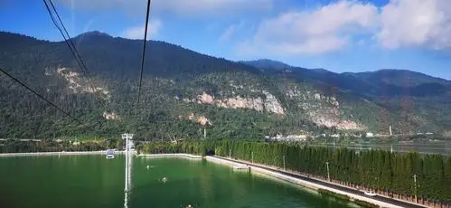 昆明西山鸟瞰滇池