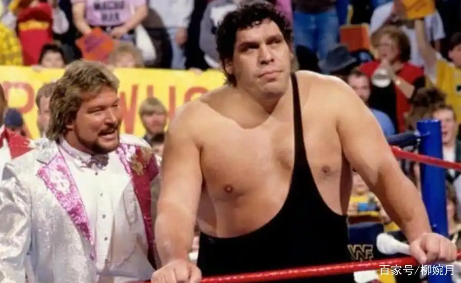 "巨人"安德烈:一次能喝156瓶啤酒,46岁去世,骨灰量太惊人