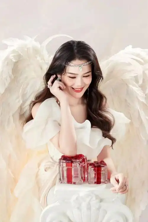 iyiy品牌创始人赵依依从电商小白到百万畅销品牌带货达人