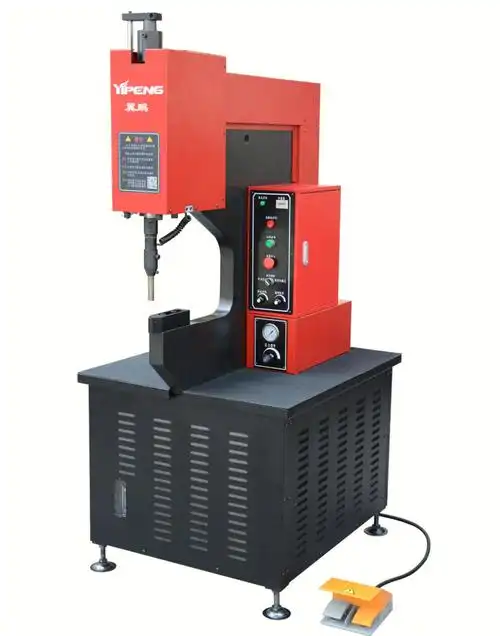 液压压铆机  #6吨液压压铆机  全自动压铆机#智能铆接机描述:1)淮床