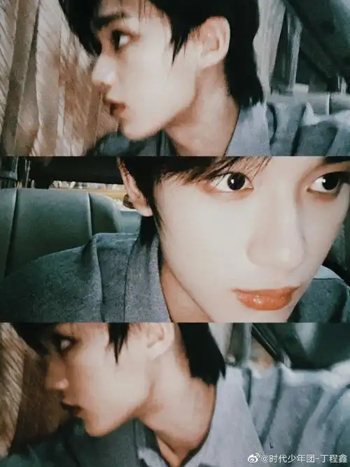 丁程鑫分享了一组胶片风侧拍拍的蓝色天空好有氛围感