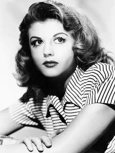 老照片上世纪3040年代那些惊艳了时光的好莱坞美女