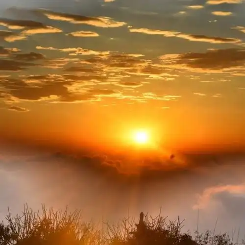 由美头网整理发布,风景头像频道提供更多与美轮美奂,日出风景,微信