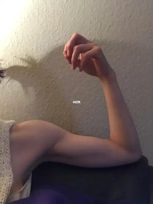 肌肉  #肌肉女生  #锻炼  #手臂  #手臂线条  #健身