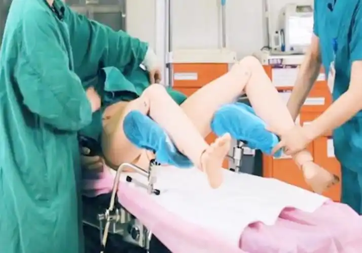 原创顺产究竟哪里疼?组图揭秘全过程,"为母则刚"不是说说而已