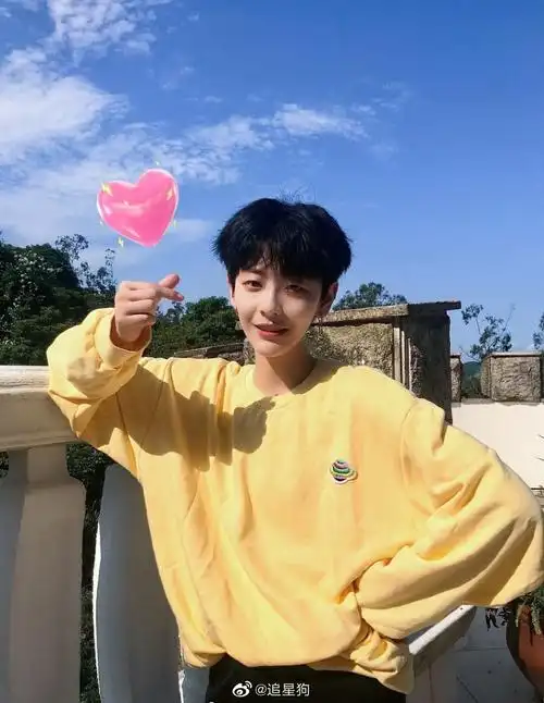 刘梦和朱主爱你更能接受哪种中性风