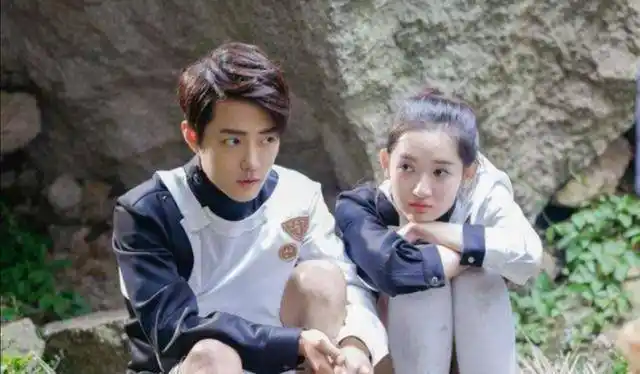 肖战万万没想到,竟因此被全网黑_女友_大学_实力