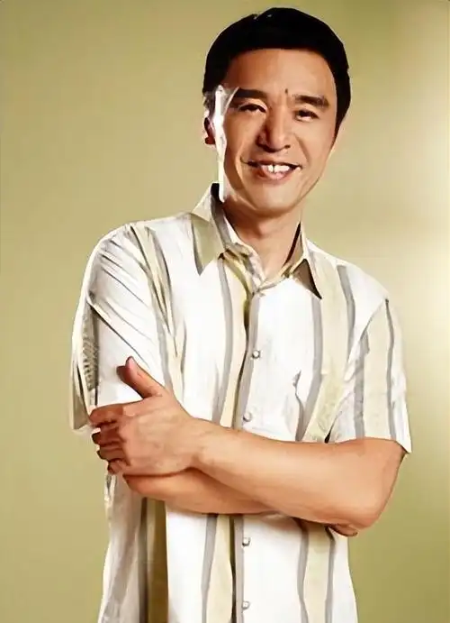 钟镇涛我这一生最正确的选择,就是拒绝与前妻章小蕙再婚