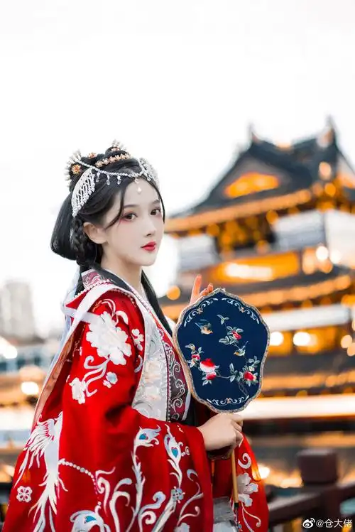 霜翎阁观止织造宋婚服新娘发饰套装汉服古风插梳发饰