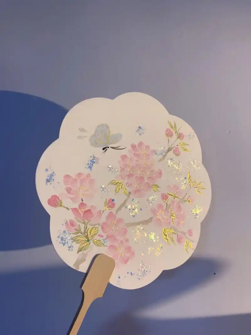 近期画得最粉嫩的一把桃花团扇了 桃花手绘团扇,图二有细节图,真的是