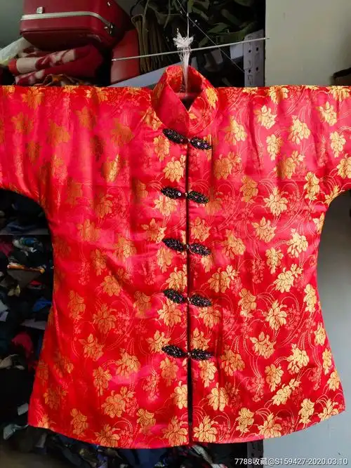 全新手工对襟丝绸棉袄