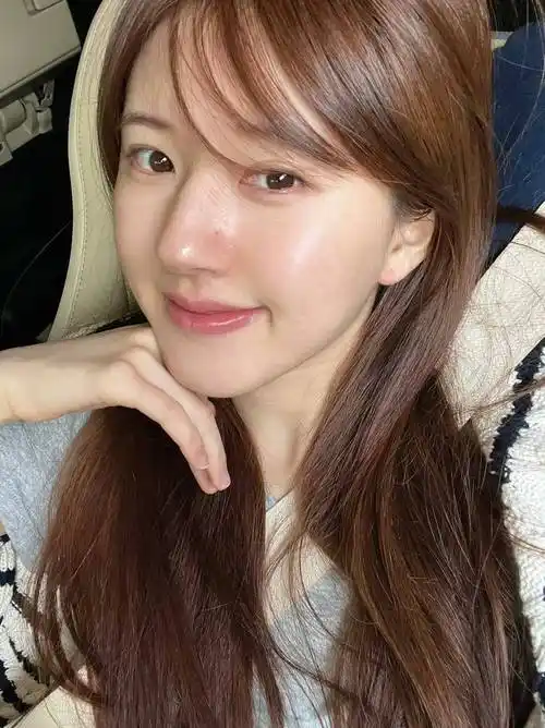 67赵露思素颜被曝光!