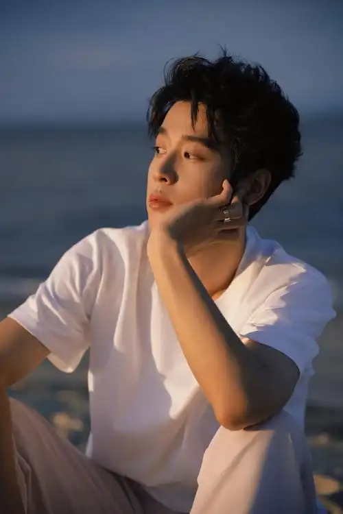 90#吴宇恒的衣橱参考图鉴#吴宇恒超话