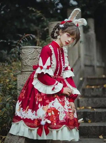 很适合迎新春的"中华风"洛丽塔,红火又喜庆,长辈也能接受!