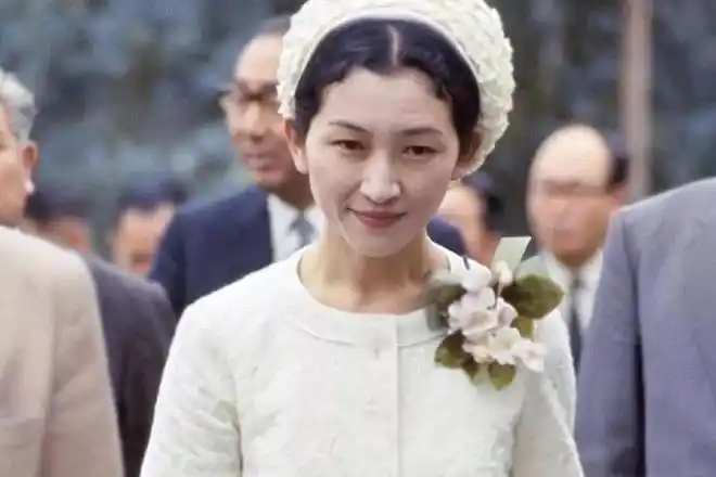 恶婆婆香淳皇后打压白富美儿媳不手软美智子患上失语症
